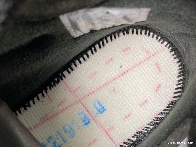 Off-White Air CT8480-001 x Black Jordan 5 0520